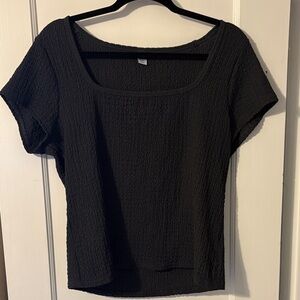 Old Navy Black Short-Sleeve Textured Scoop Neck Tee